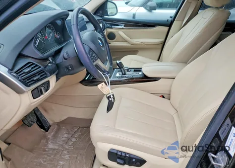 2015 BMW X5 xDrive35I z USA, uszkodzony, nr VIN 5UXKR0C52F0K57187